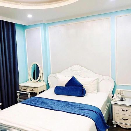 Khai Hung Hotel Binh Chanh Хошимин Экстерьер фото