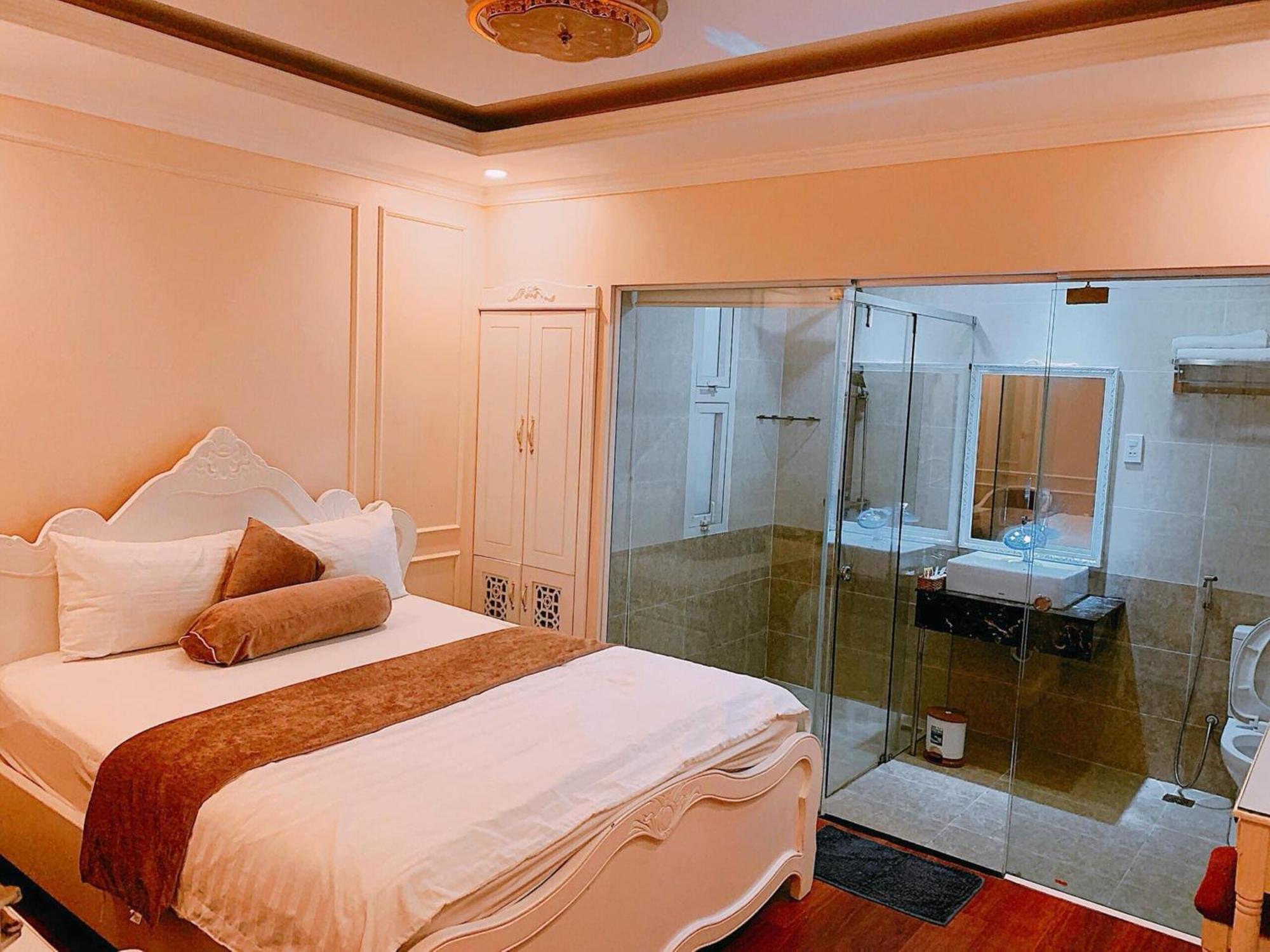 Khai Hung Hotel Binh Chanh Хошимин Экстерьер фото